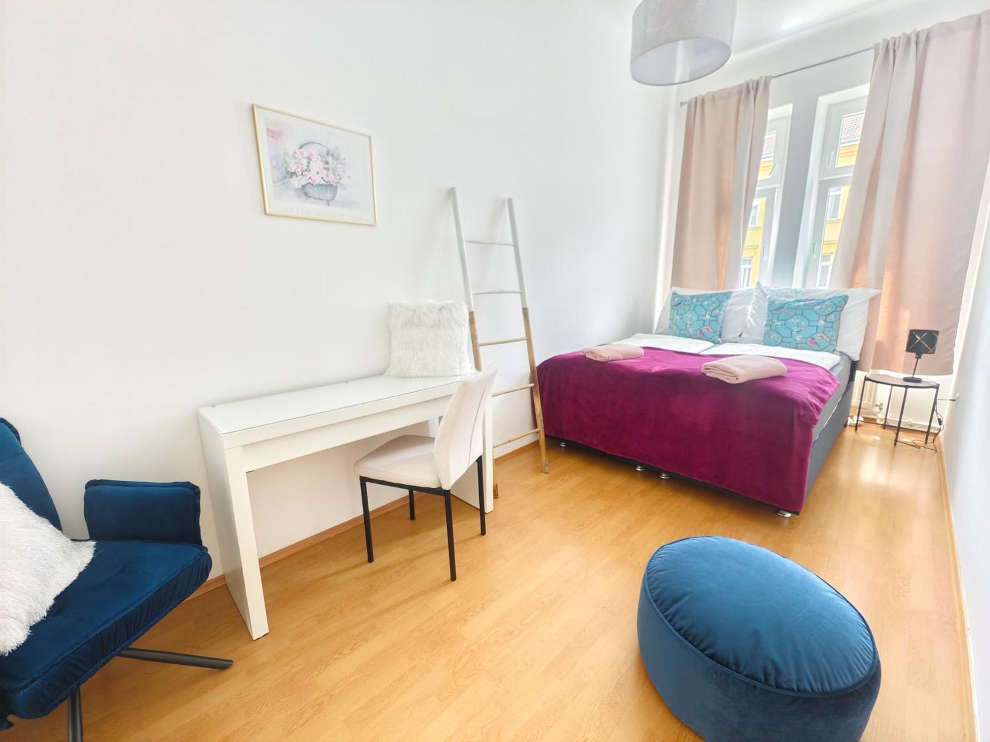 The Rose Apartment - Near Schoenbrunn Palace Wina Bagian luar foto